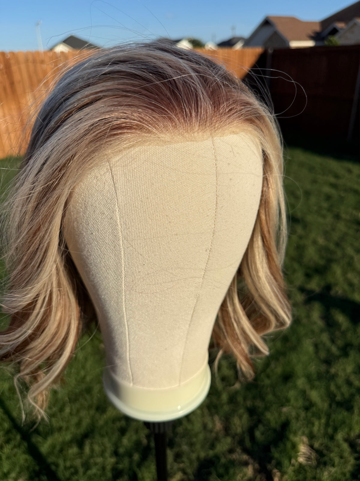 Clara - TX Linen Blonde | 13×4 Free Part |
Lace Front | 130% Density | Synthetic Futura
Fiber | 17 Inches| Large