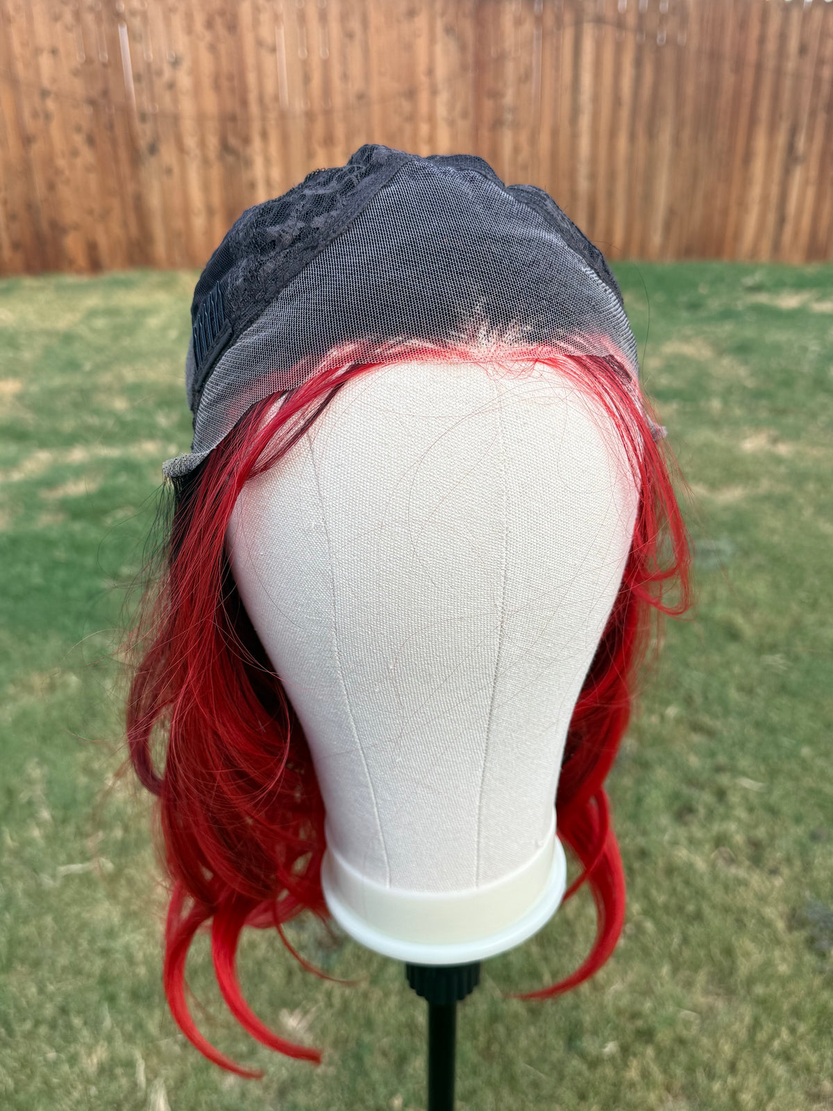Karma Red Handed (tinsel) | Lace Front | Free Part | 13x4 | 130 density | 22 inches | Petite