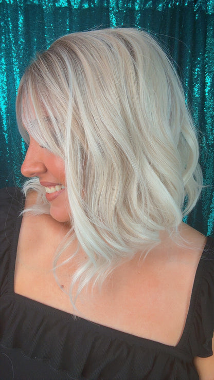 Alison Apricot Blonde | Standard | 13x4 Lace Front | 15 inches | 130% density|  Large