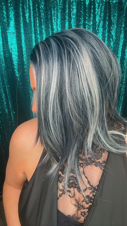 Raven Silver Storm
13x4| Free Part Lace Front |125% Density| 18 inches| Petite