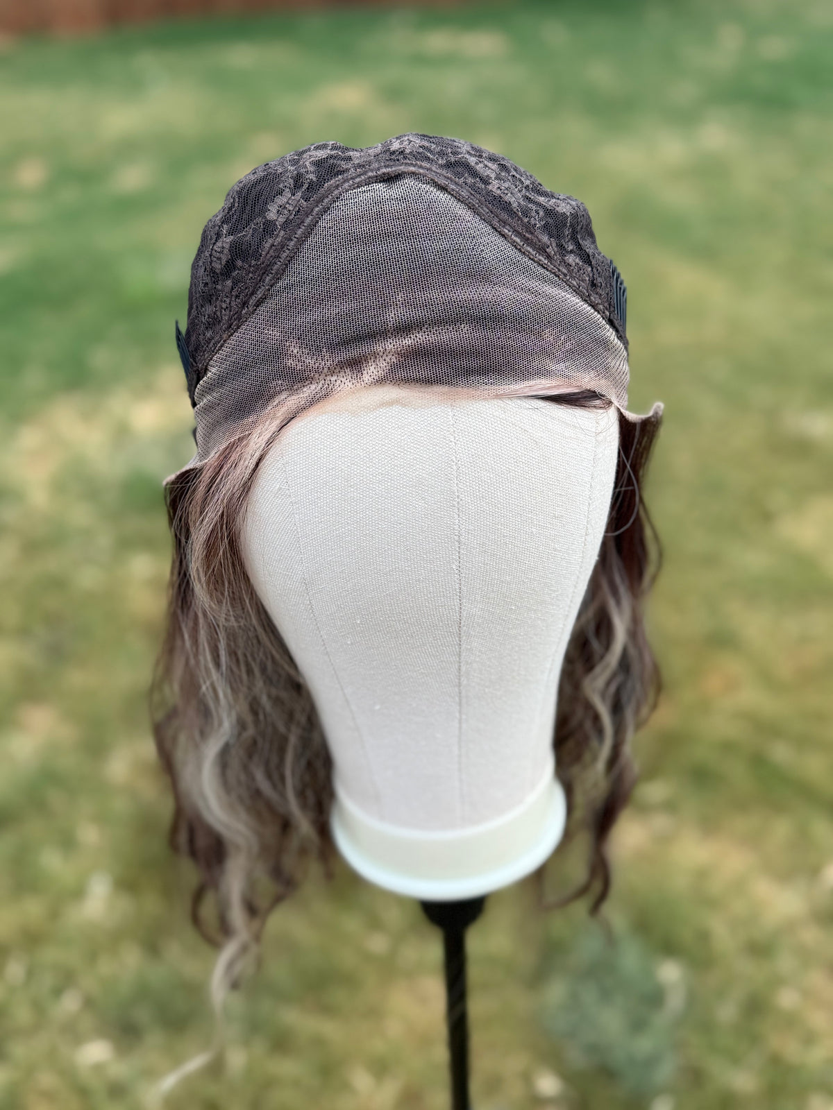 Maddie Caramel Bourbon | 13x4 lace Front | Free Part | 130 % density  26 inches | Petite