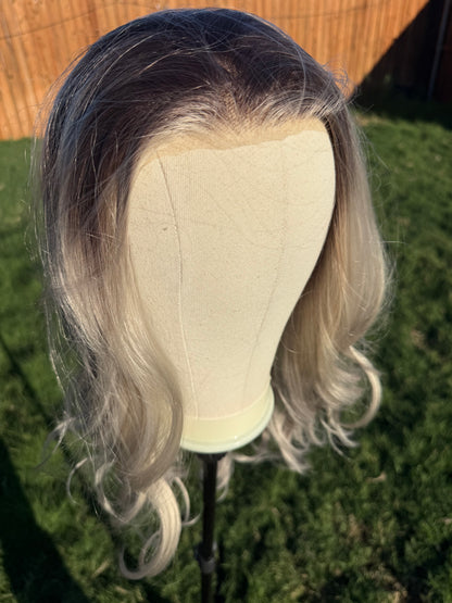 Farrah Silver Spur | 13×4 Free Part | Lace Front | 27 Inches | 130% Density | Synthetic
Futura Fiber | Standard