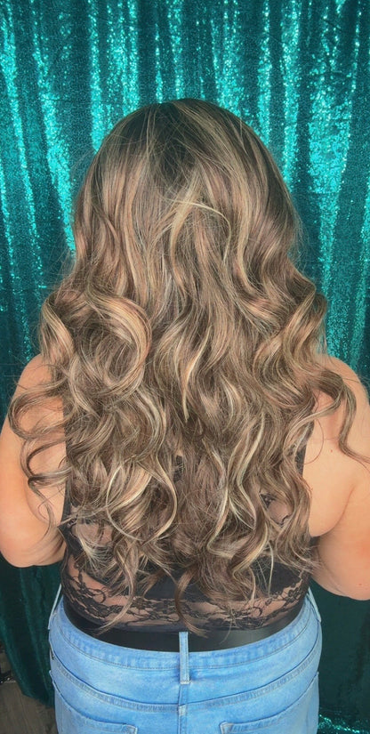 Lorelai Soft Mocha| 
13x4 lace front | Free Part |140% density | 24 inches | Standard