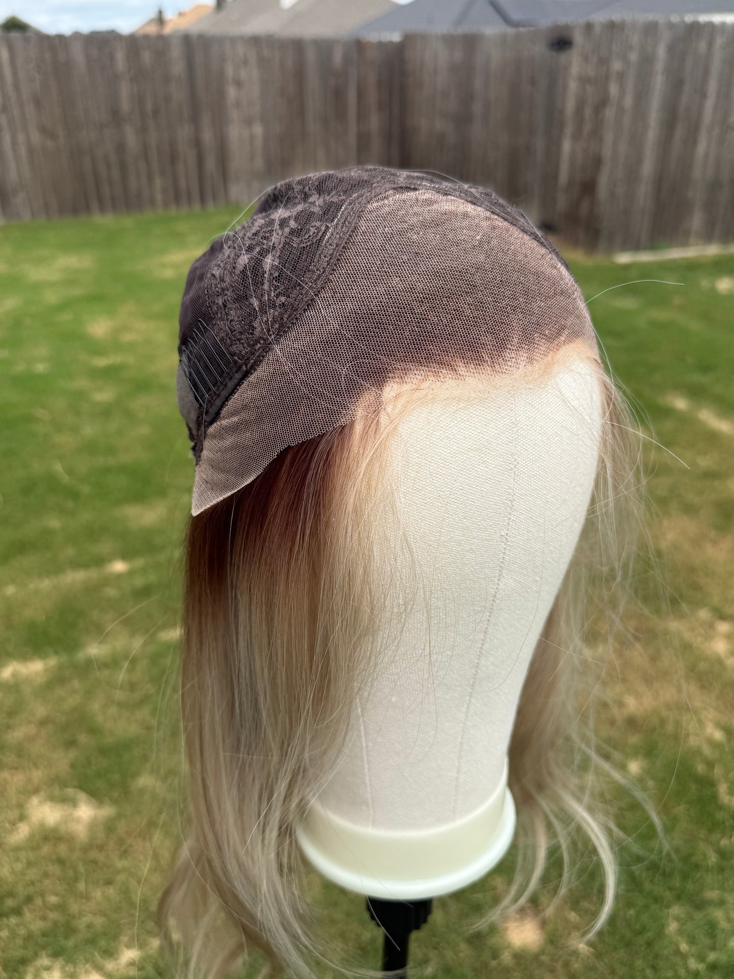 Madelyn Vanilla Oak |
13x4 Lace Front | Free Part | 130%Density | 22 inches | Petite