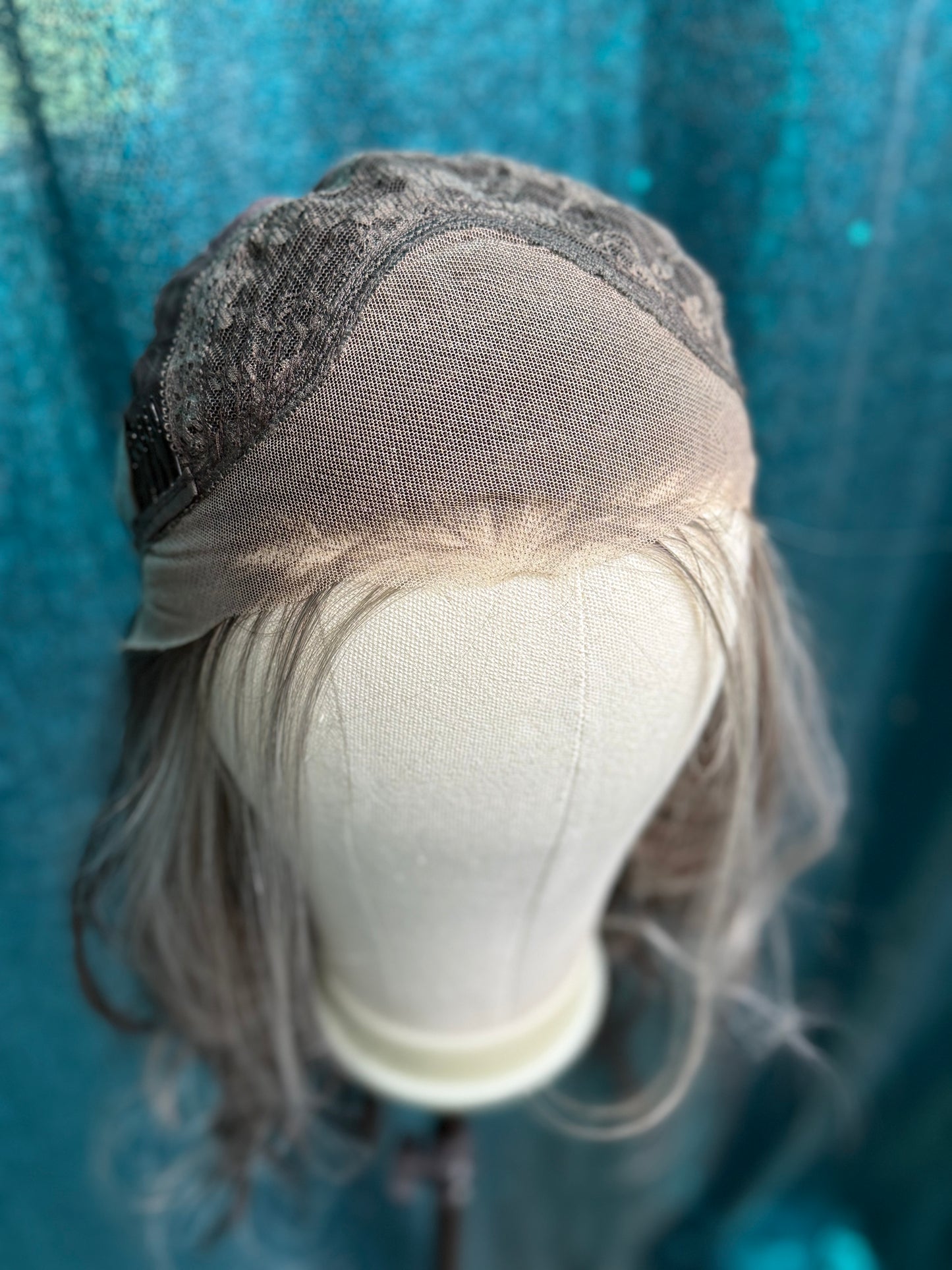 Faith Frosted Latte | 13x4 | Free part Lace Front | 26 in | 130% density | Petite