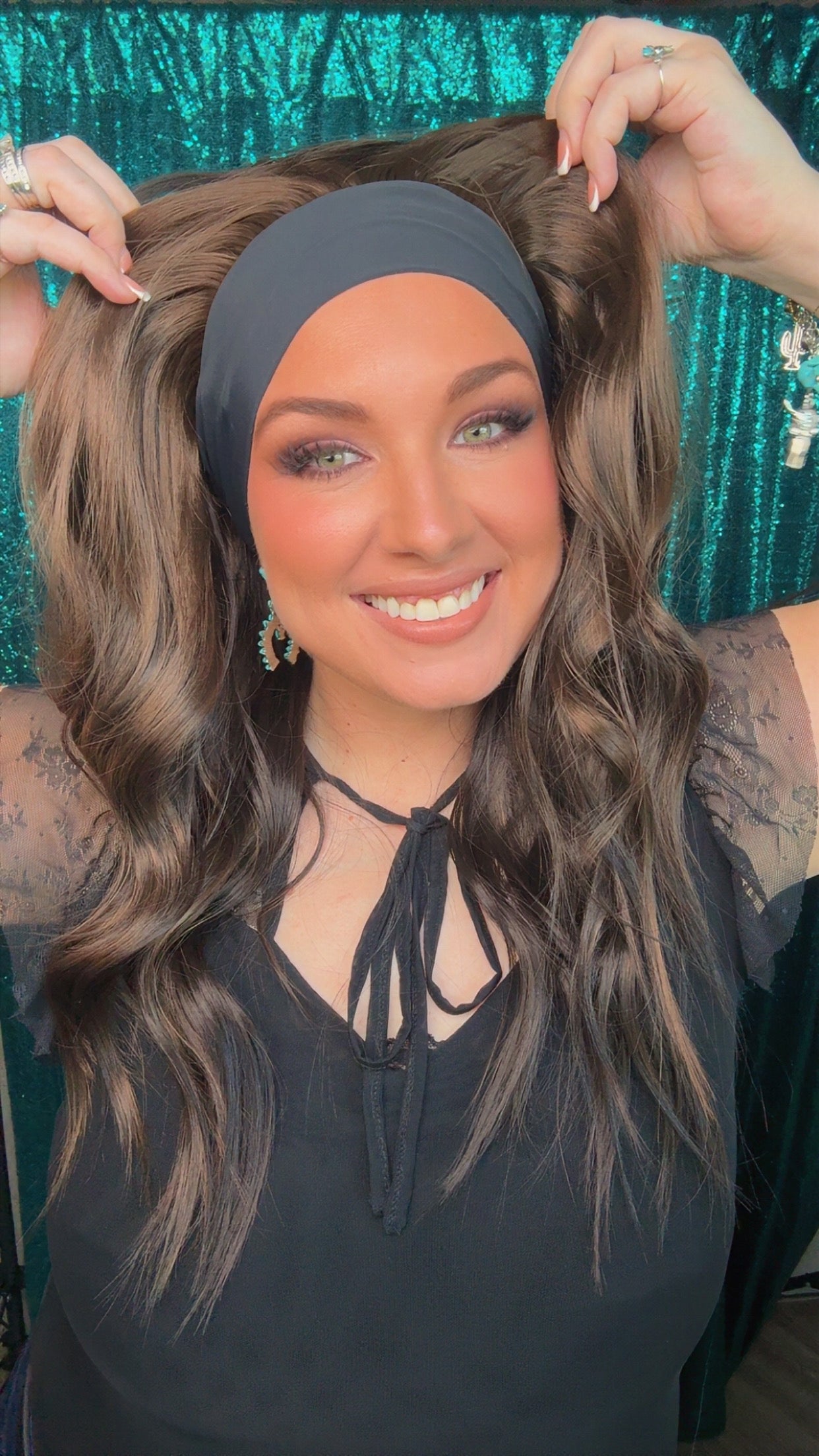 Collins Head Band Wig | 26 inches