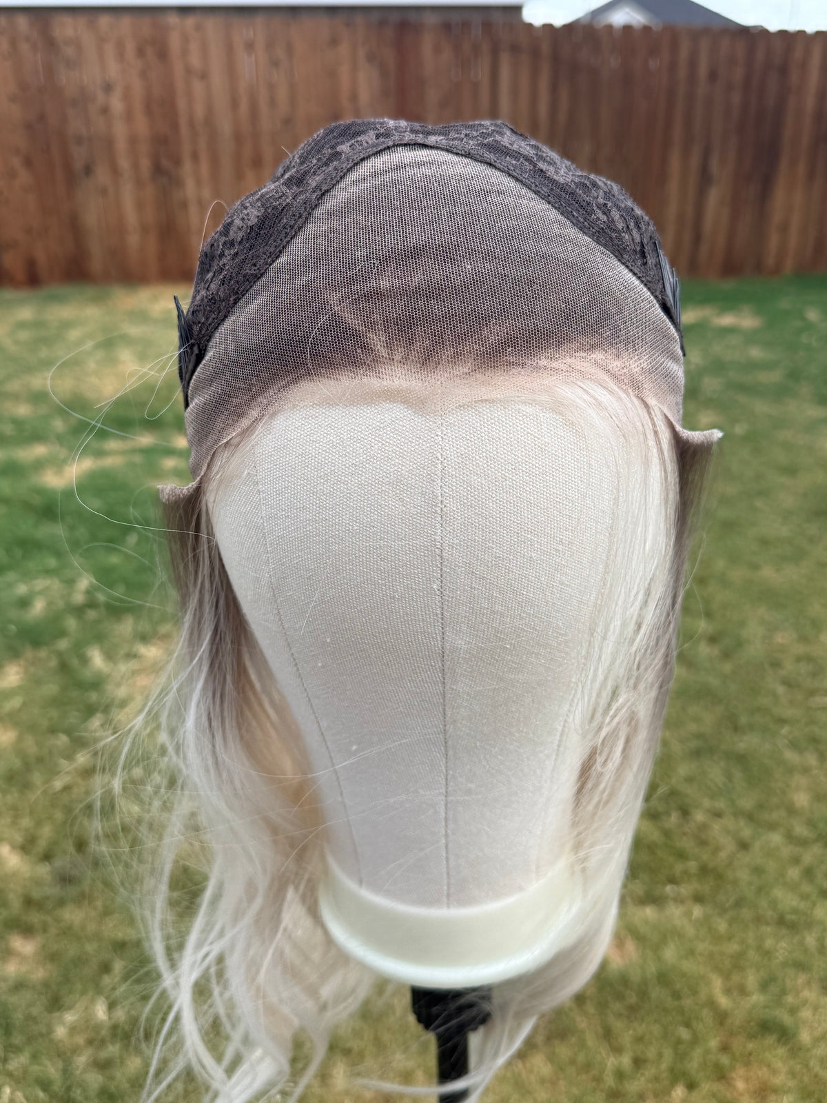 Hannah Cream Blonde — 25” | 13×4  Free Part | Lace Front |130% Density | Large
