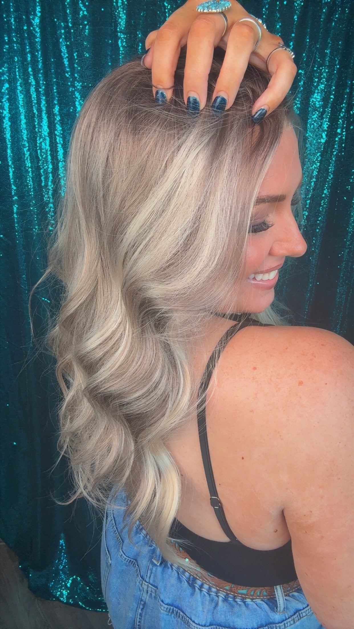 Willow Blonde Babe | 13 x 4 Lace Front | Free Part  | 24 in | 130 density | Standard
