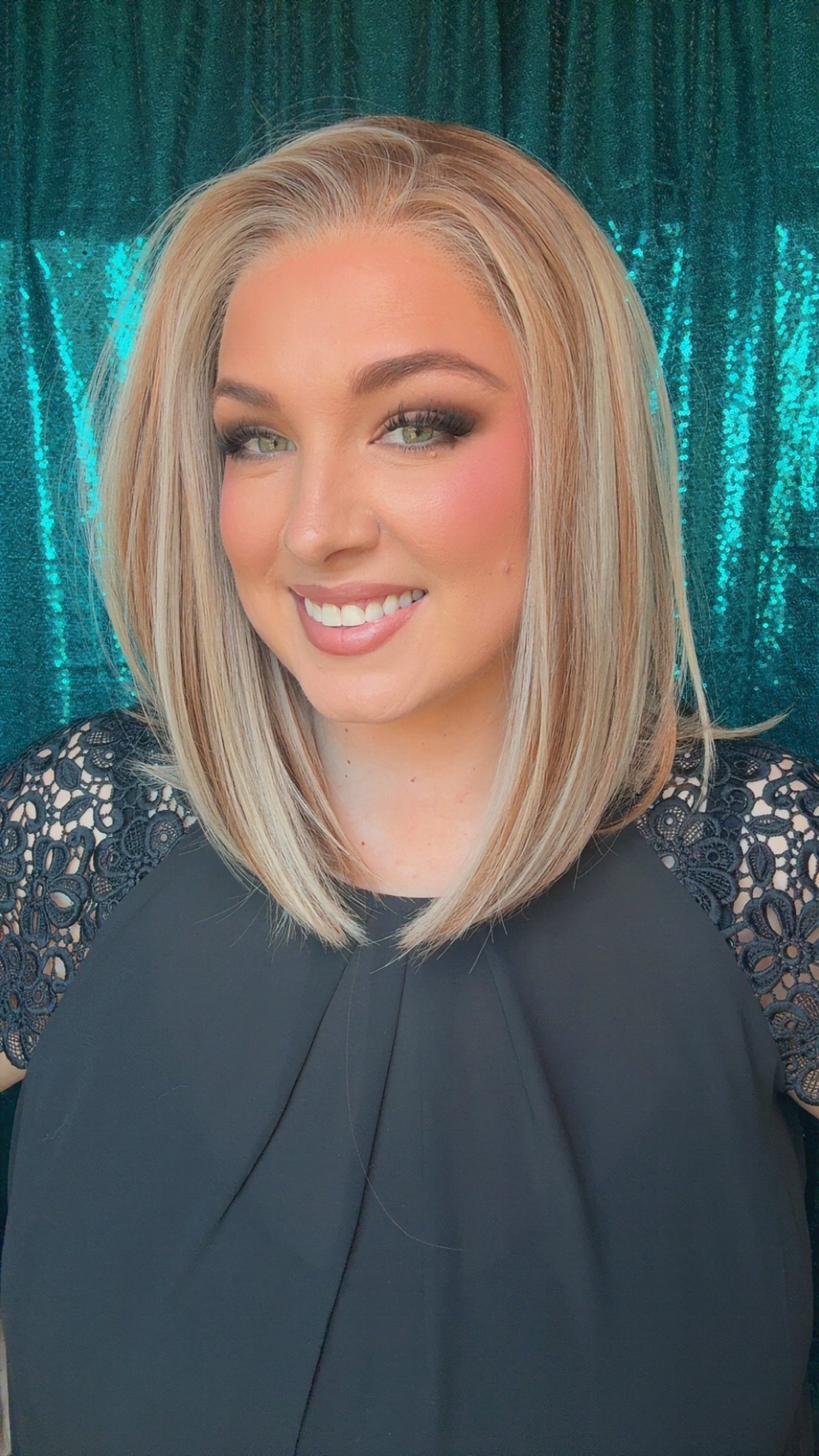 Mallory TX Linen Blonde Standard Size Synthetic Lace Front Wig 13x4