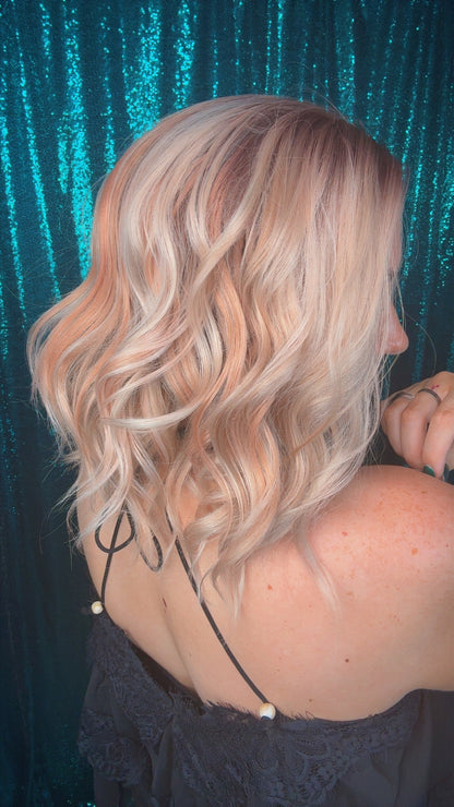 Julie Peaches n Cream | 13x4 Lace Front | Free Part | 130 % density | 16 in | Large