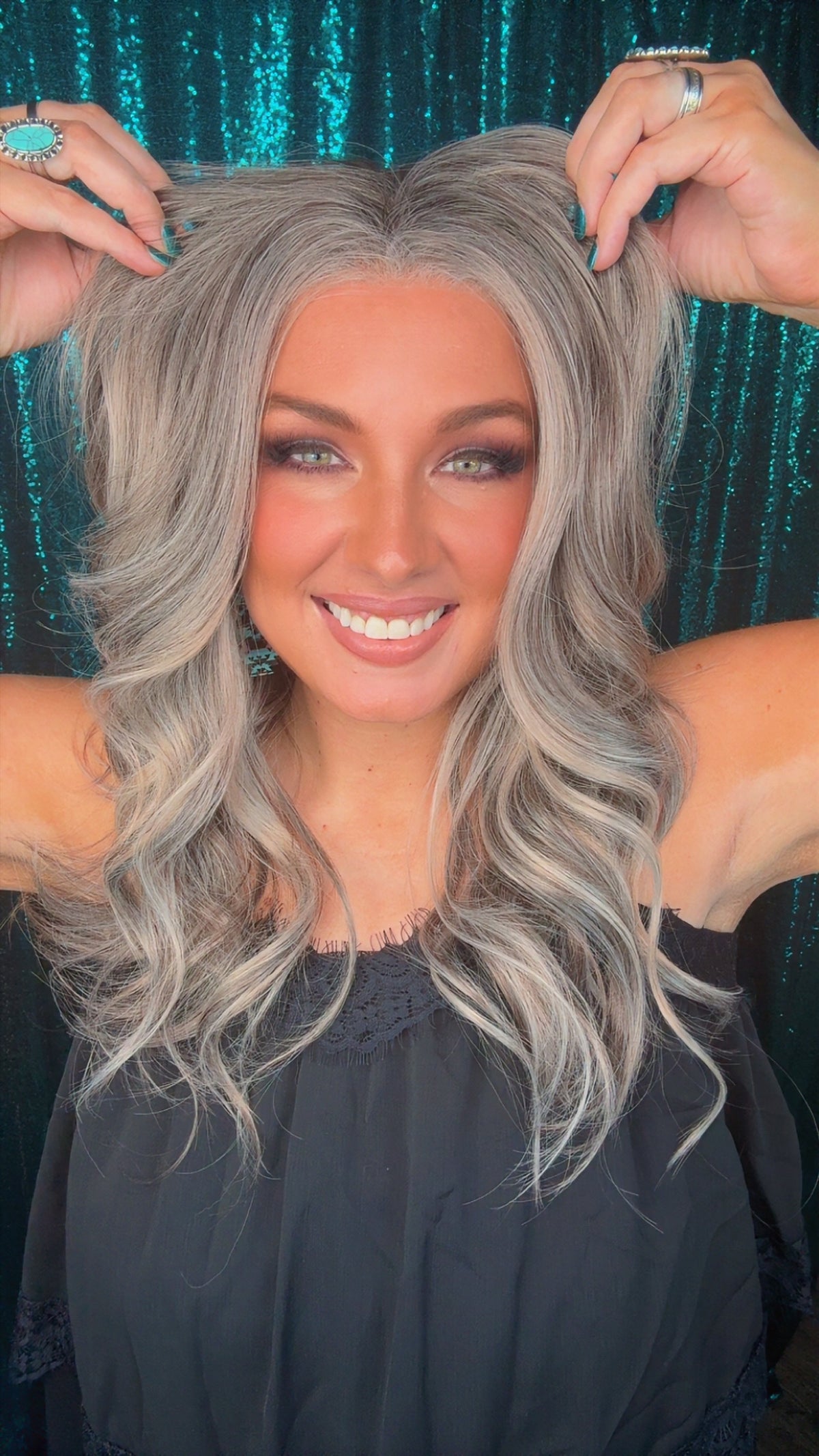 Isla Ivory Smoke |Lace: 13×4 Lace Front | Parting: Free Part | 22 inches
Density: 130% | Standard