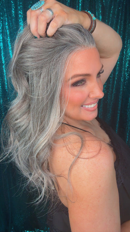 Isla Ivory Smoke |Lace: 13×4 Lace Front | Parting: Free Part | 22 inches
Density: 130% | Standard