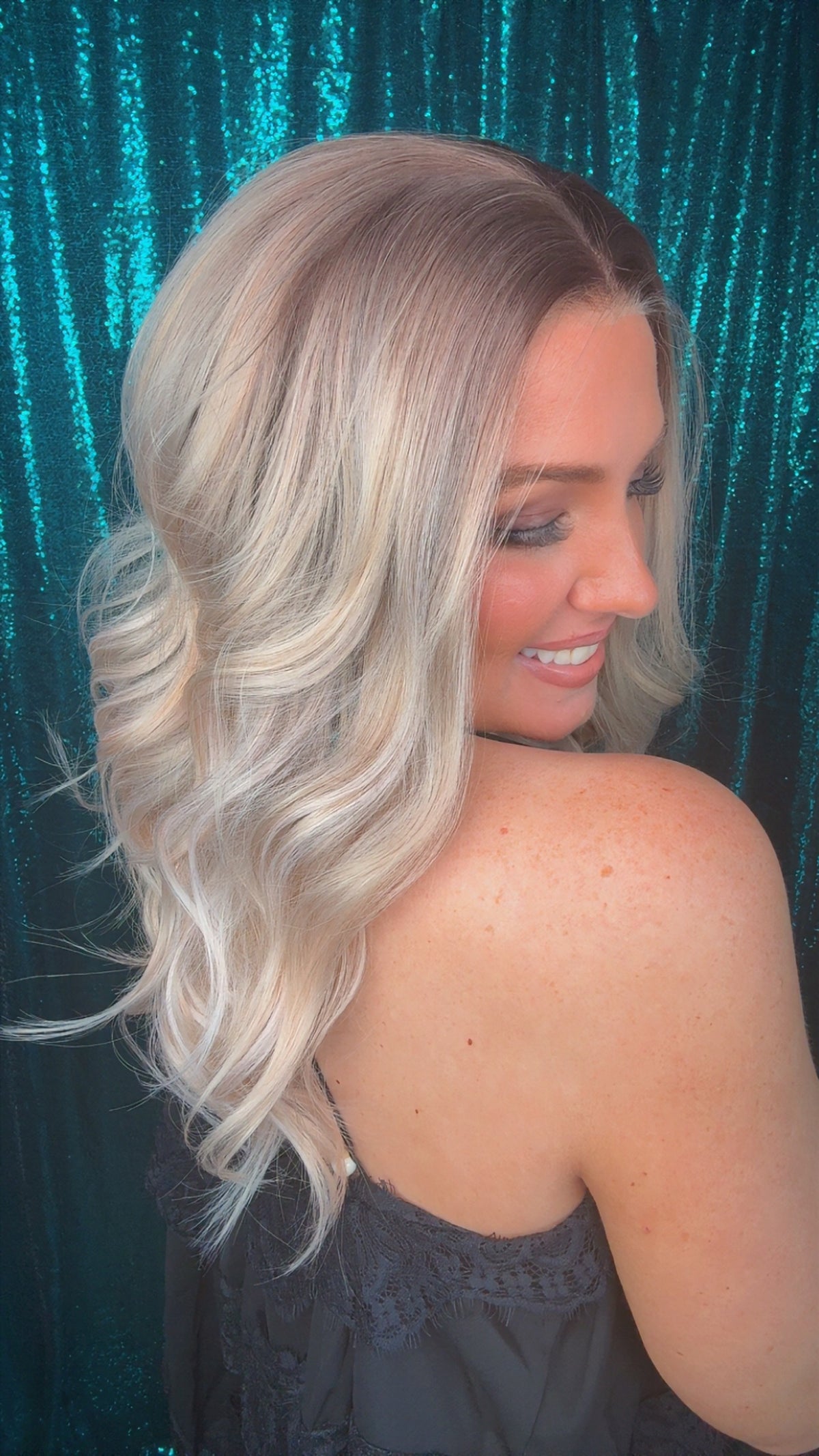 Mae Sweet Cream | Lace: 13×4 Lace Front | Free Part |Density: 130% | 23 inches | Standard