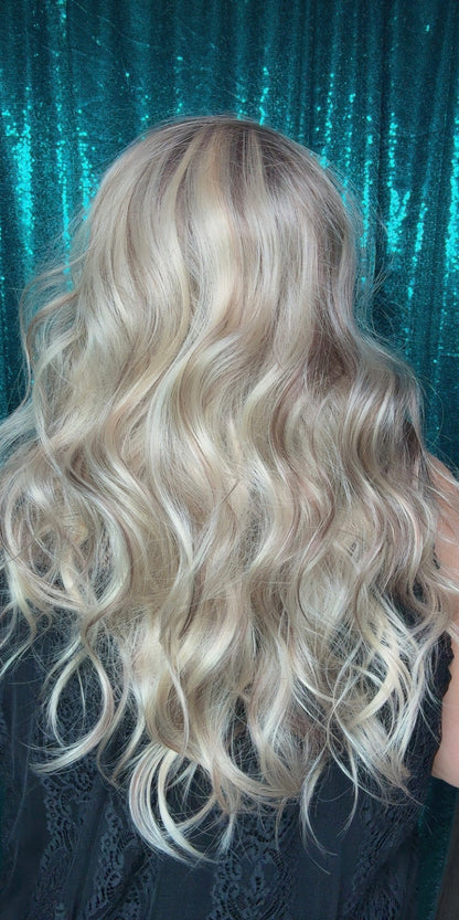 Jules Blonde Babe

24” | 13x4 Lace Front | Free Part | Medium Cap