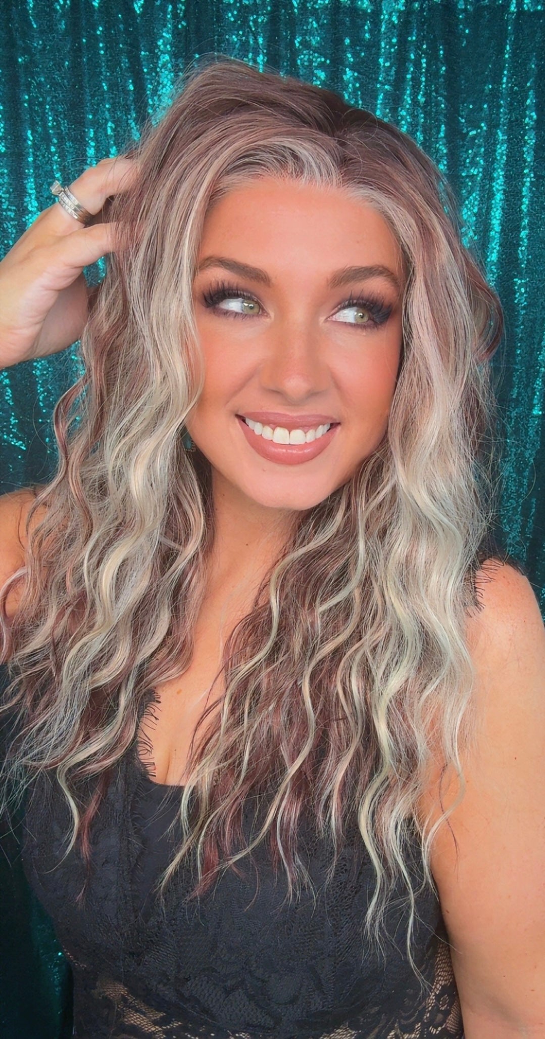 Maddie Caramel Bourbon | 13x4 lace Front | Free Part | 130 % density  26 inches | Petite