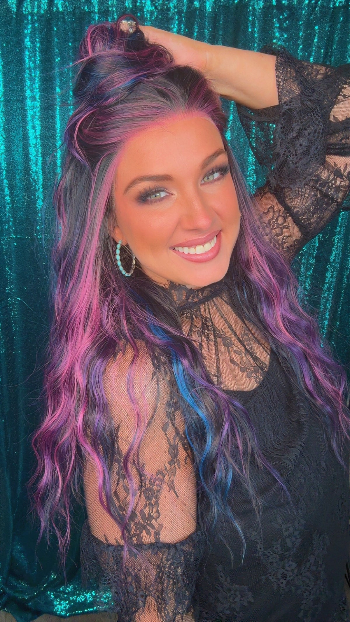 McKinley Electric Pop | 13x4 Free Part | Lace Front | 130% Density | Synthetic Wig | 28 Inches | Large
