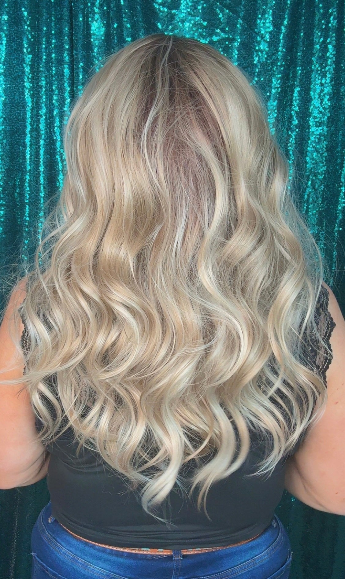 Amora Vanilla Oak | 13x4 Lace Front | Free Part | 23 inches | 130% Density | Large
