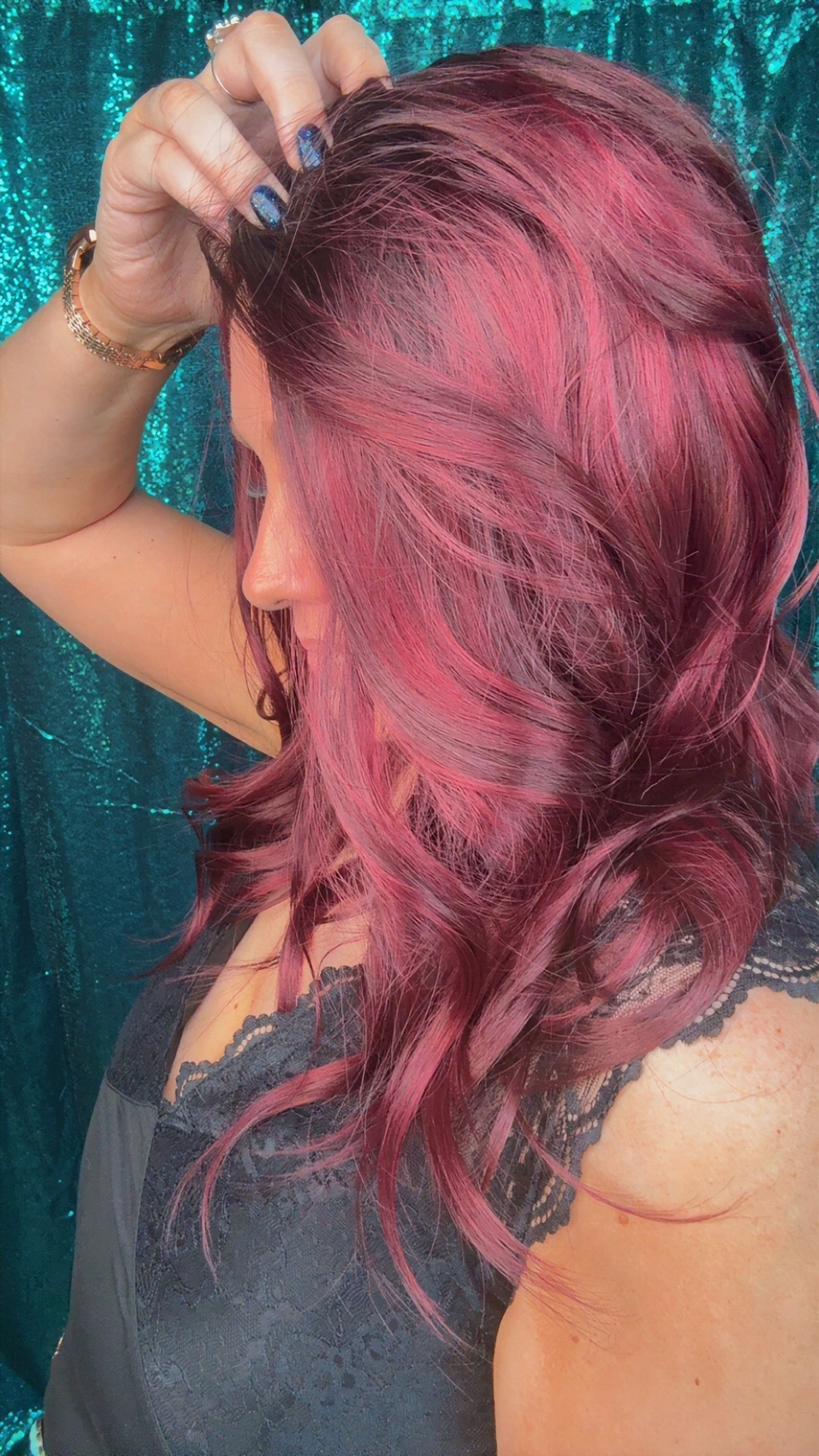 Kendall Crimson Crush | 13 x 4 | Free Part | Lace Front | 130 % density | 21 inches | Standard