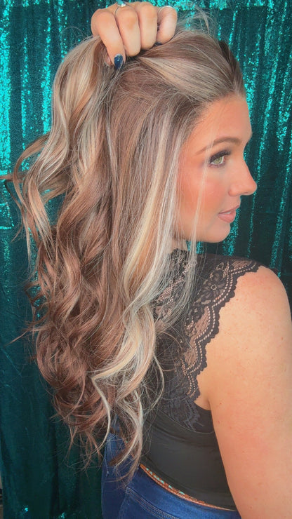 Piper Platinum Praline | 13x4 Lace Front | Free Part | Length: 26 inches | Density: 130%
Petite