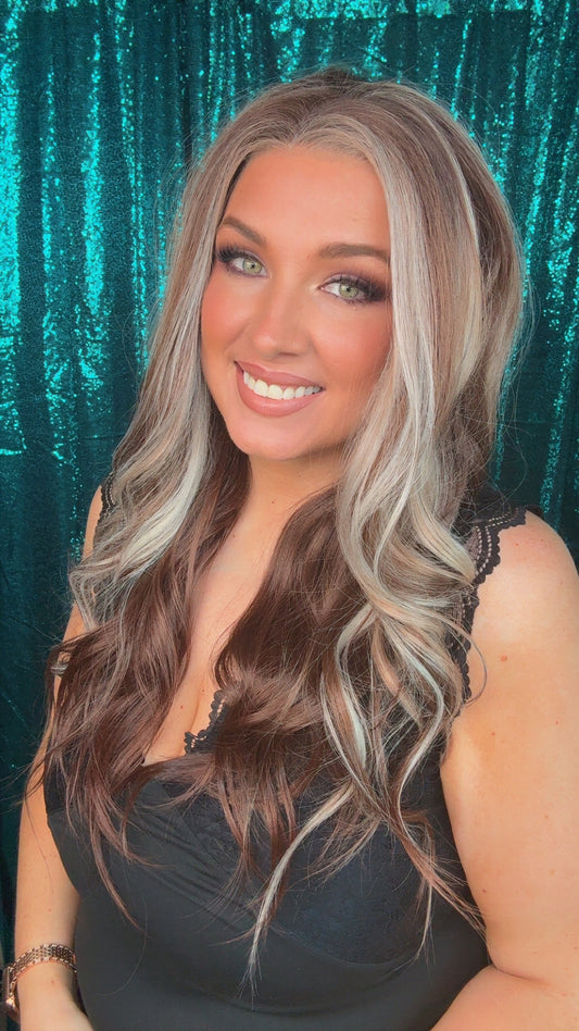 Piper Platinum Praline | 13x4 Lace Front | Free Part | Length: 26 inches | Density: 130%
Standard