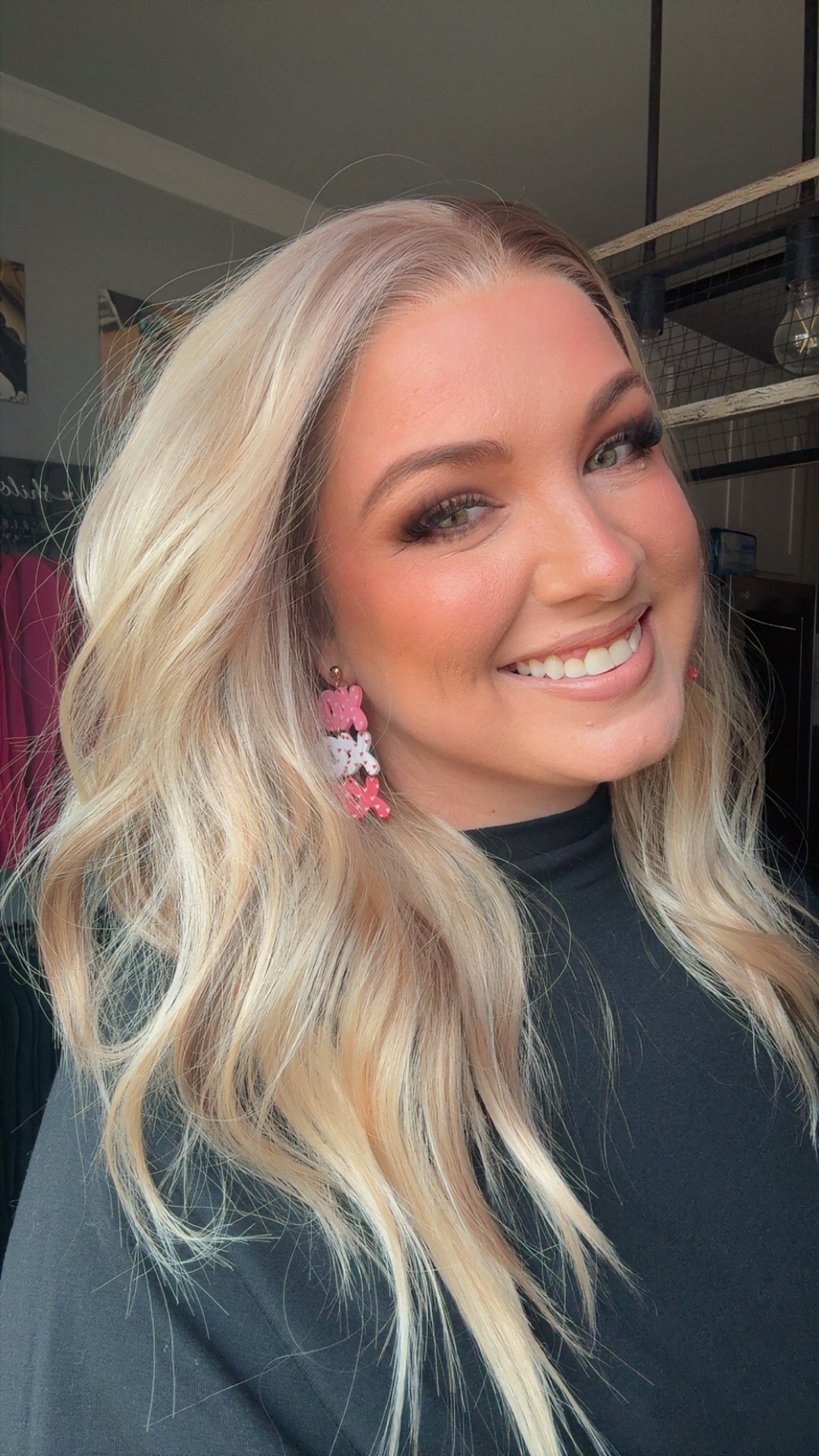 Brynn Wheat Blonde Standard Size Synthetic Wig