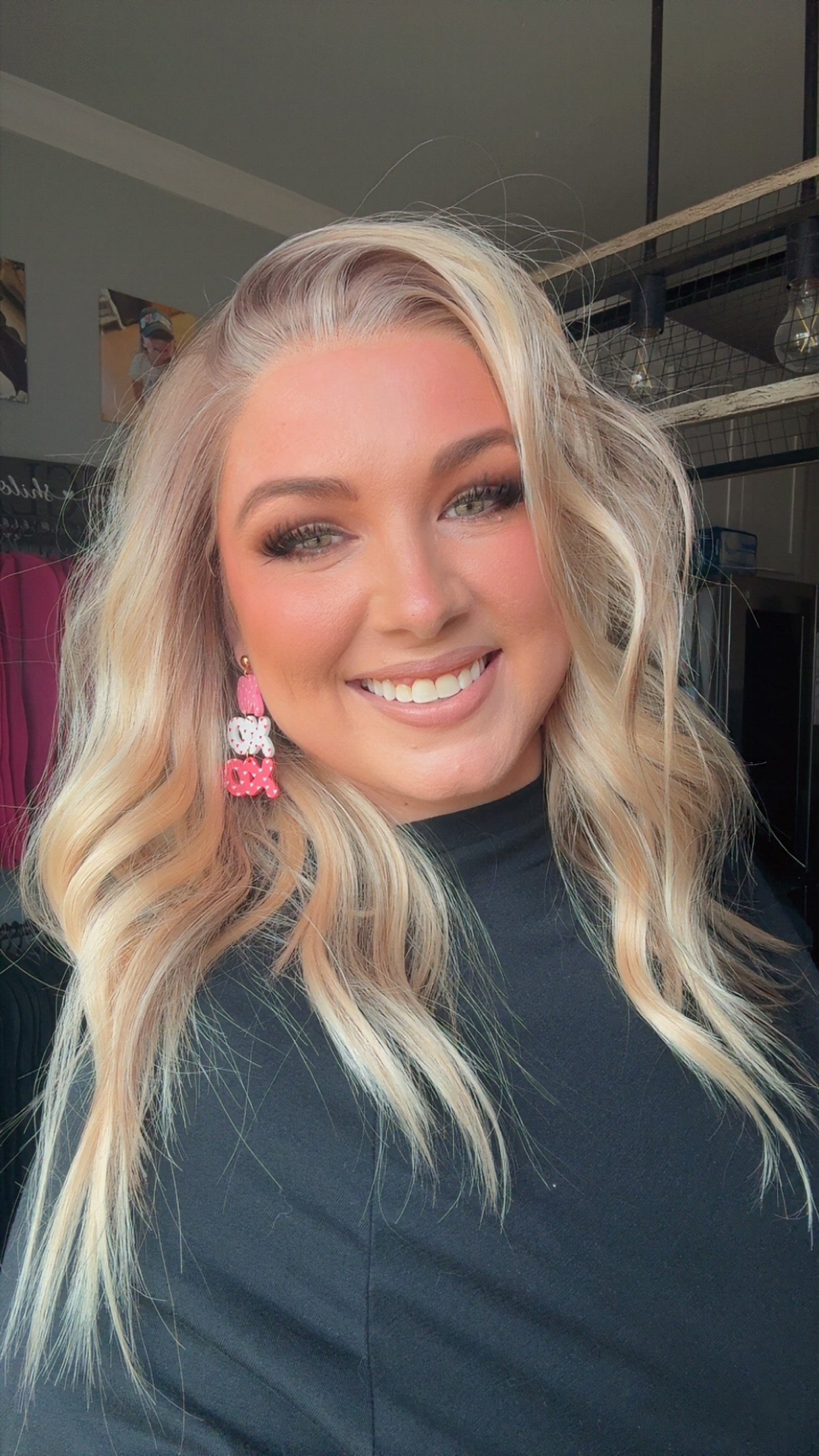 Brynn Wheat Blonde Standard Size Synthetic Wig